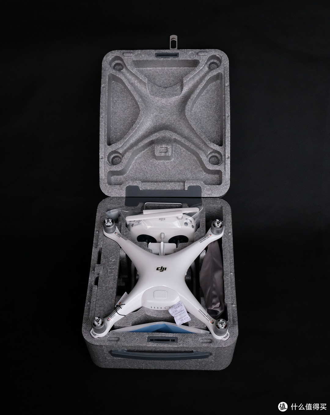 #本站首晒#大疆黑科技：DJI 大疆 精灵 PHANTOM 4 PRO 智能航拍无人机 开箱