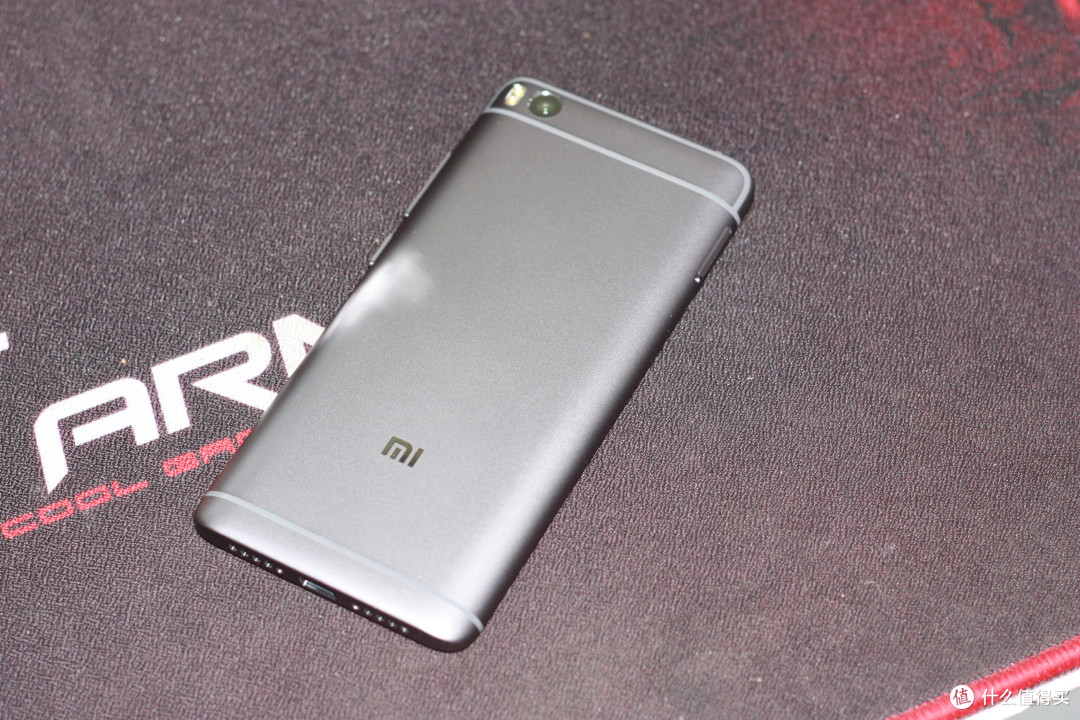 #原创新人# MI 小米 5s 深灰高配4G+128G智能手机 开箱