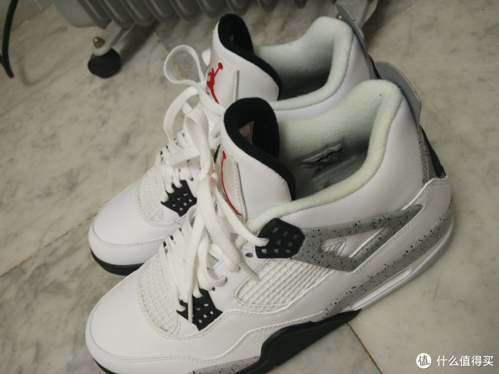 出街利器——Air Jordan IV Cement Ver. 男 篮球鞋