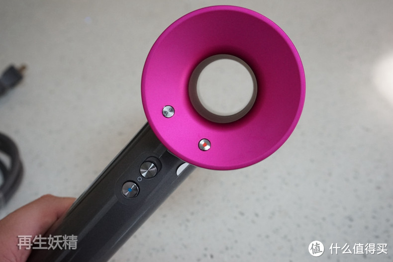 送老婆的礼物：dyson 戴森 HD01 吹风机 开箱、试用、体验