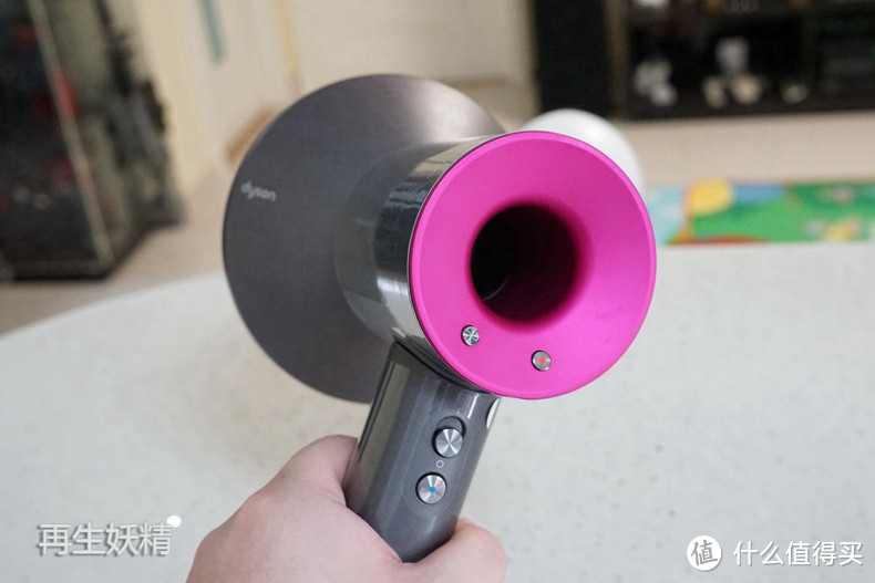 送老婆的礼物：dyson 戴森 HD01 吹风机 开箱、试用、体验