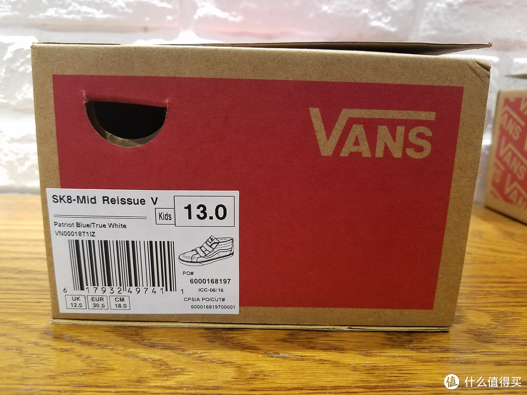 2016剁手节简单晒物之鞋类篇：VANS 范斯 sk8-mid seissue v & authentic v 童鞋