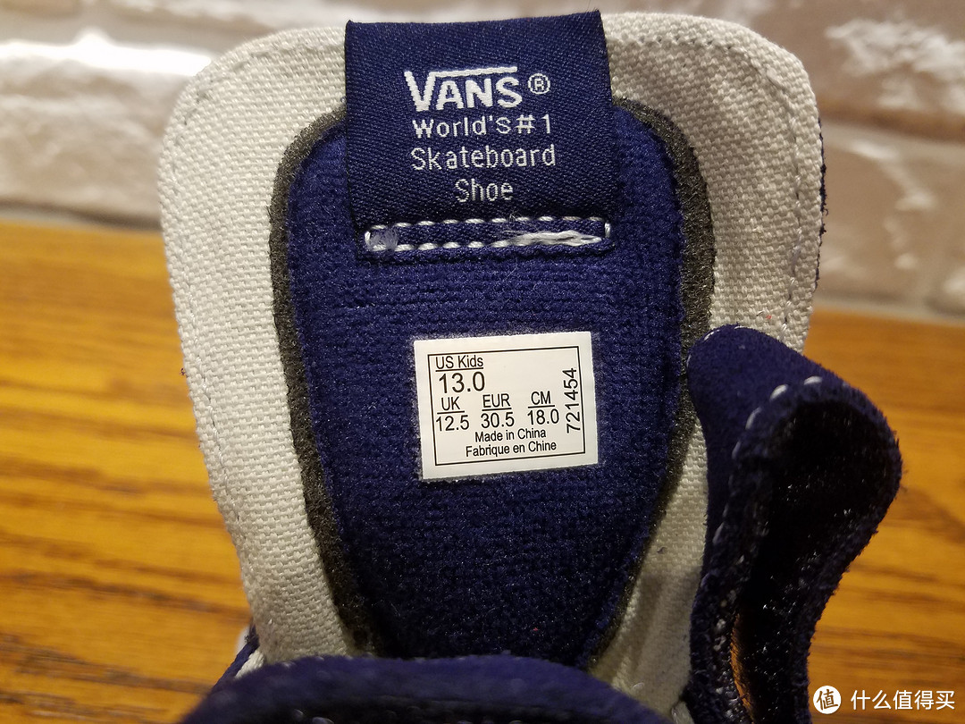 2016剁手节简单晒物之鞋类篇：VANS 范斯 sk8-mid seissue v & authentic v 童鞋