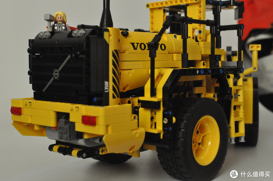 绝版之前赶紧来一个-LEGO 乐高 42030 机械组 Technic Volvo L350F 轮式推土机