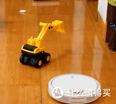 用实战对决来见证效率!NEATO D8000 VS 小米扫地机器人评测