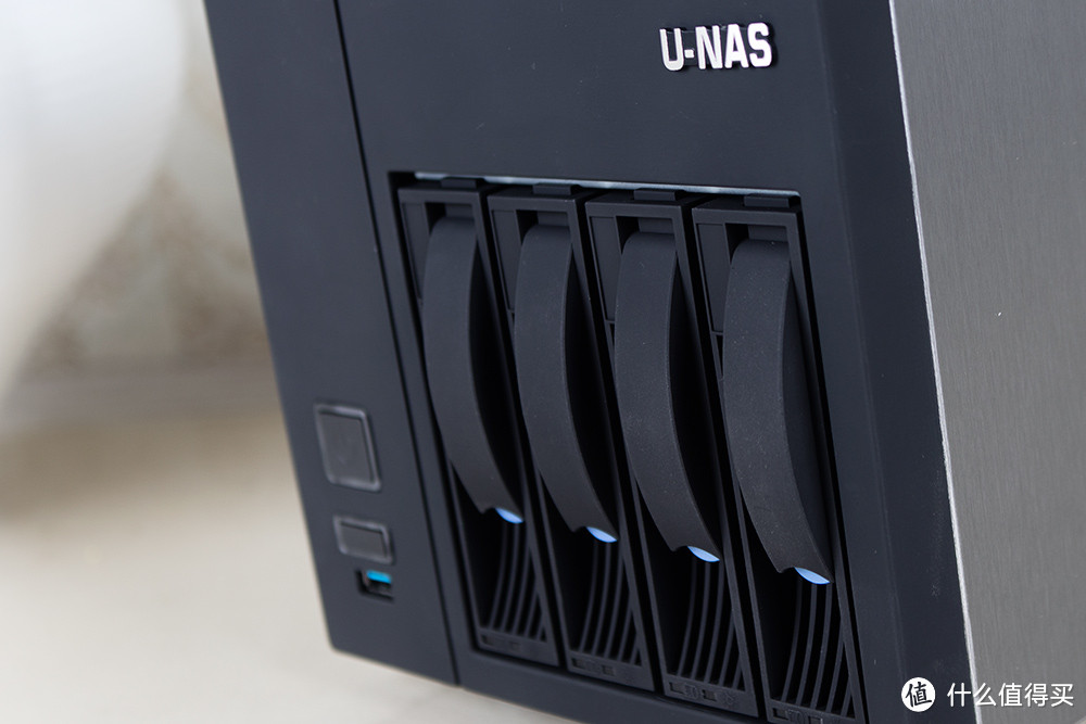 教程：万由 U-NAS 刷黑群6.0实现迅雷远程满速下载