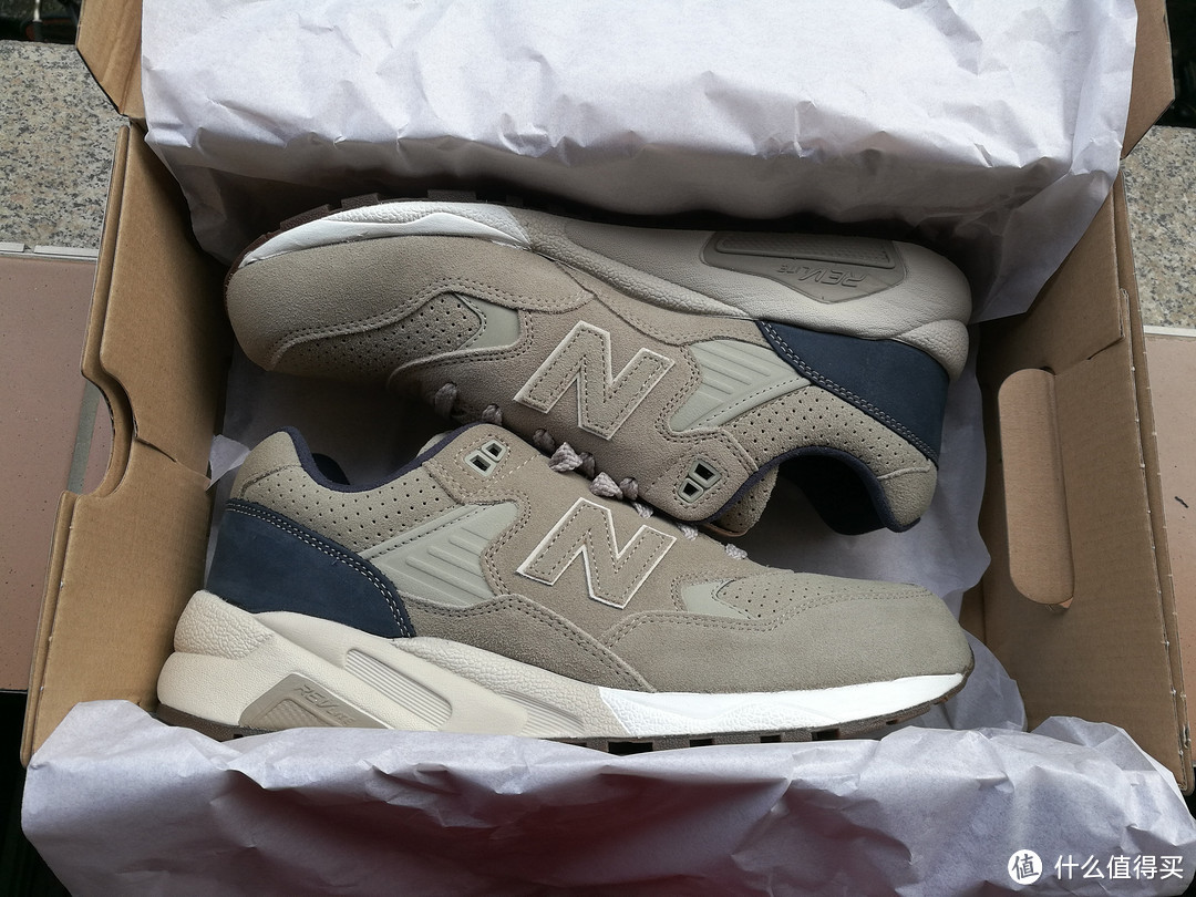 New Balance 580 休闲运动鞋