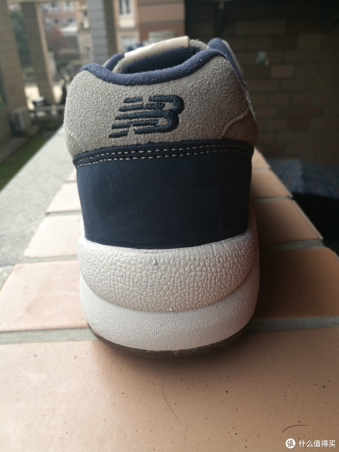 New Balance 580 休闲运动鞋