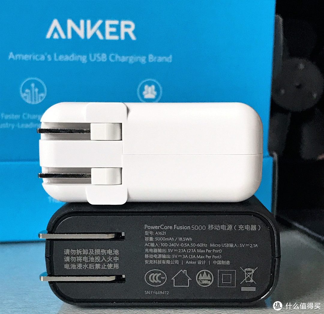 第二个Anker充电器，PowerCore Fusion 5000移动电源充电器二合一