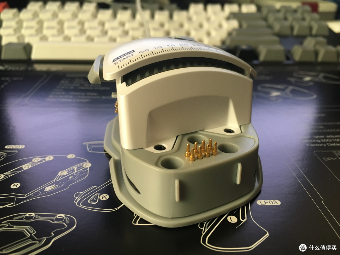 G502 左键双击，更换微动失败！最终入了 贱驴 007 珍珠白有线鼠标 ​