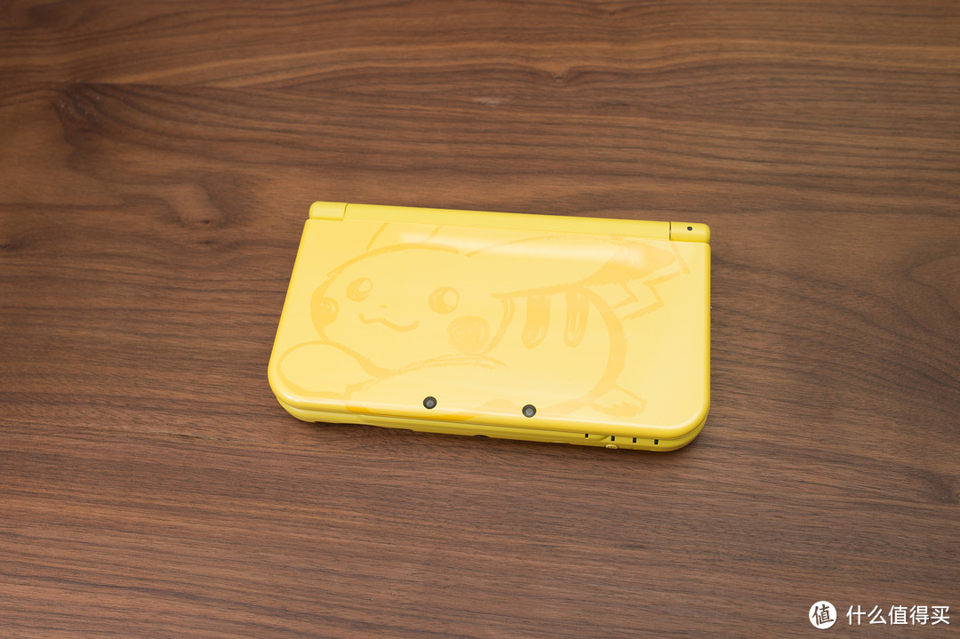 #本站首晒#New Nintendo 任天堂 3DS LL《精灵宝可梦》限定版 掌上游戏机 开箱