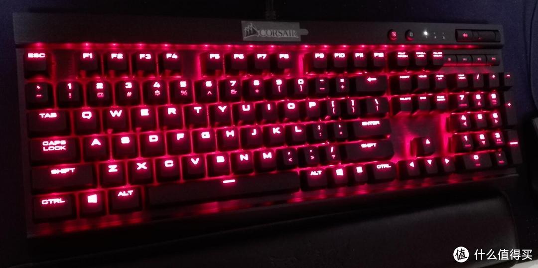 性价比平平的贼船—简评Corsair  海盗船 K70LUX 红轴机械键盘