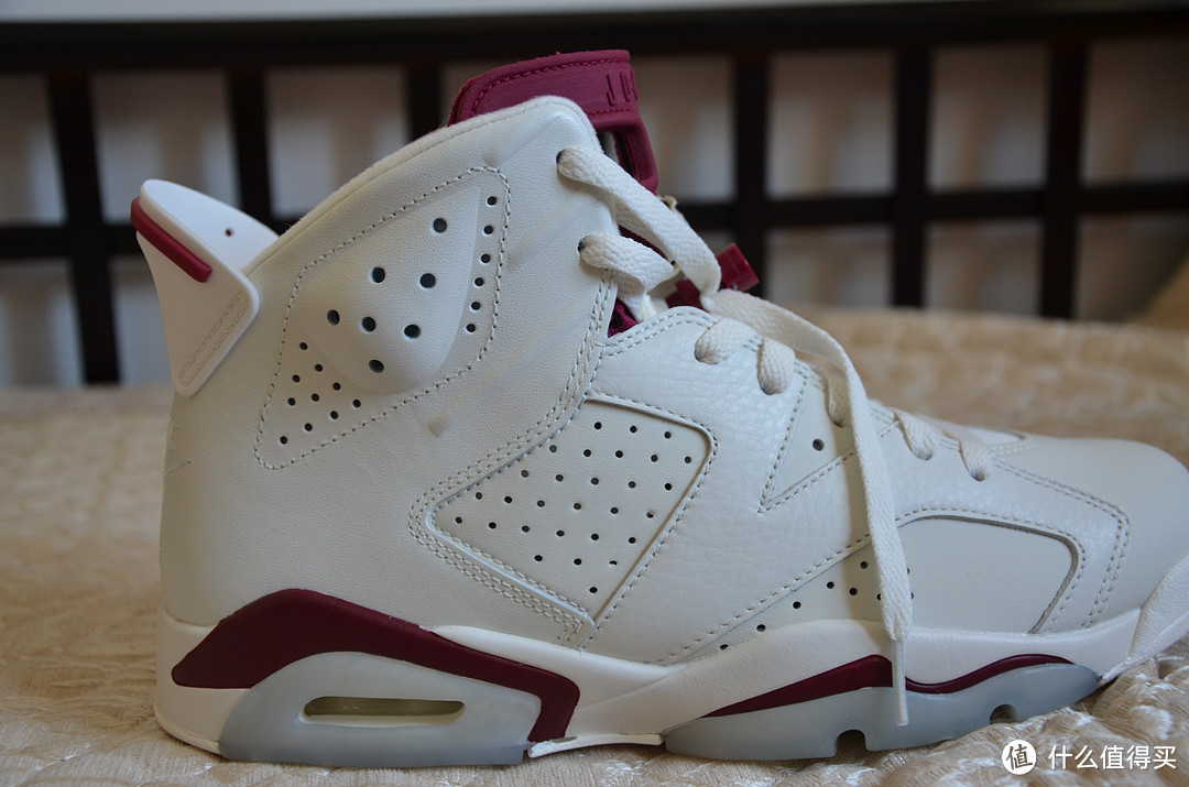 魔力红的非常魔力 — Air Jordan 6 maroon