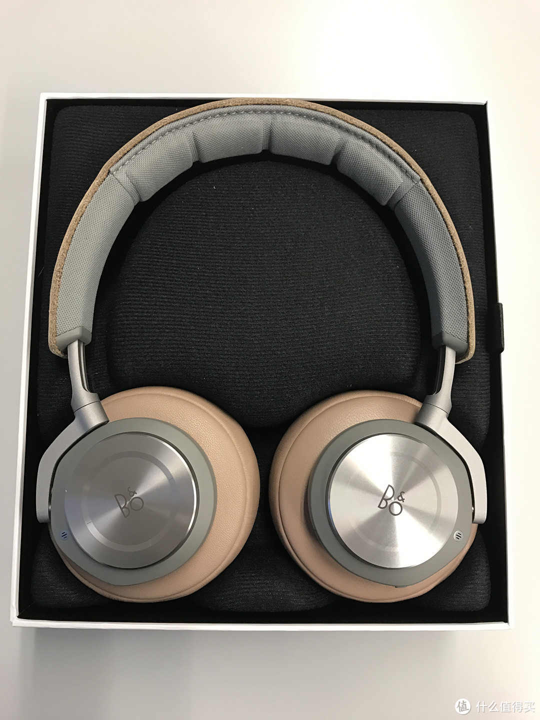 写作懒癌九级的Bang & Olufsen Beoplay H9 主动降噪蓝牙耳机 开箱体验