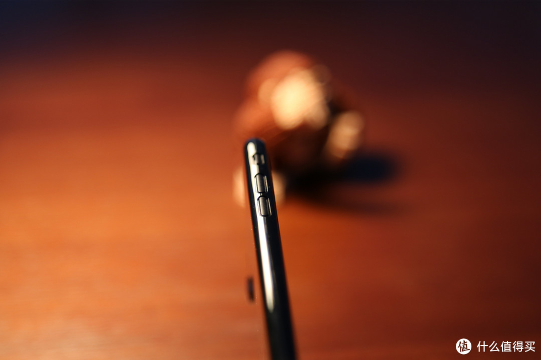 为黑而来：爱否棒棒糖iPhone 7手机保护壳使用感受