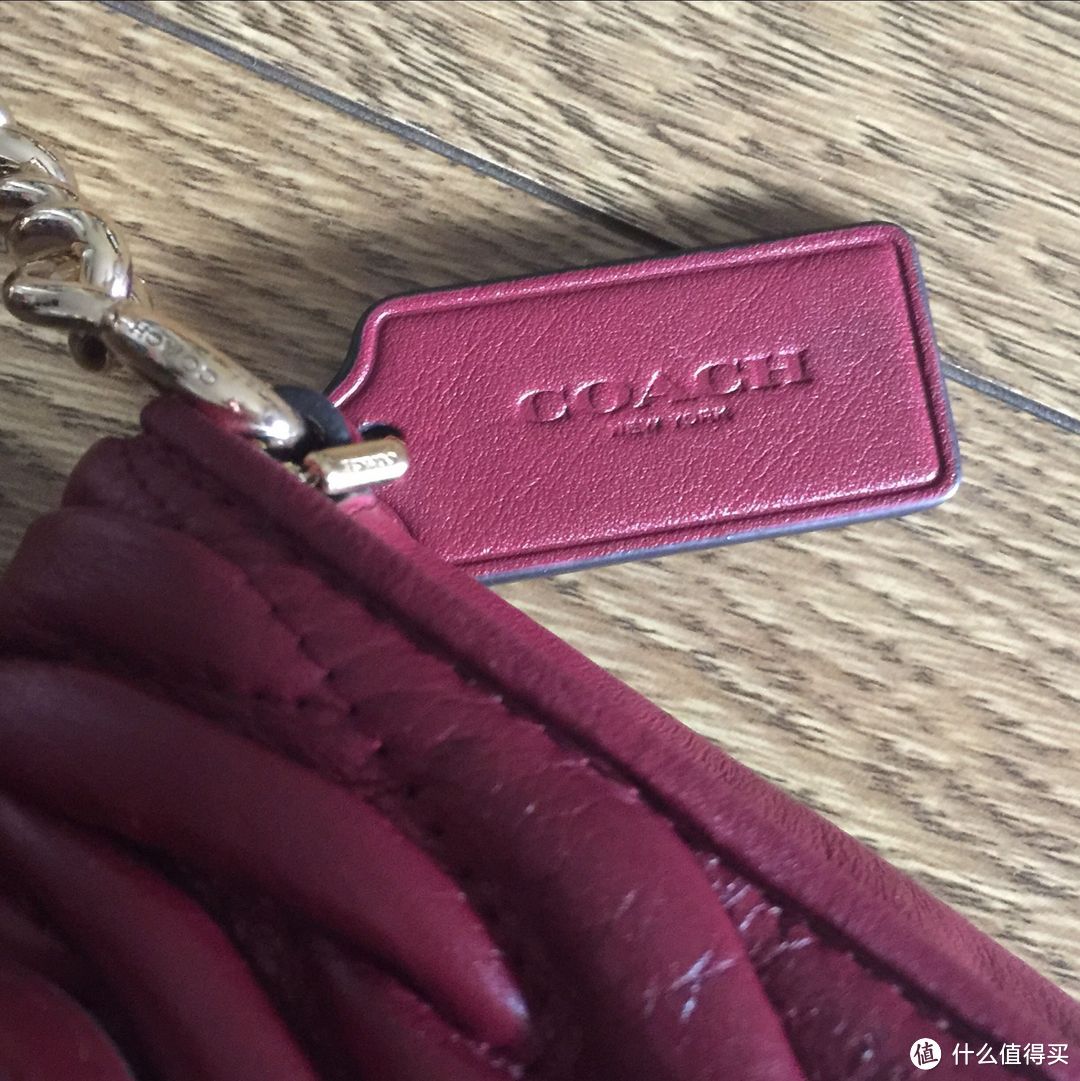 6PM入手COACH 蔻驰 Gathered Leather Crosstown 女士真皮斜挎包