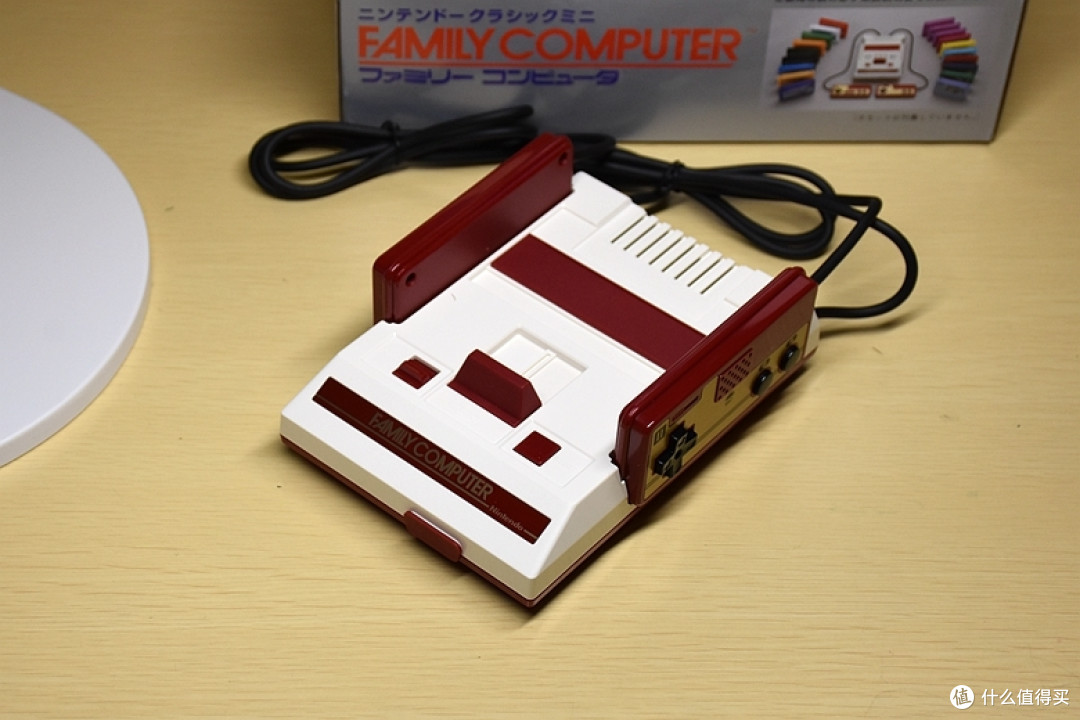 满满的都是回忆:Nintendo 任天堂 NES Classic Edition 复刻版红白机