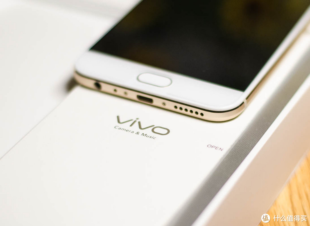 vivo X9体验：CPU不给力？颜值、续航、前置2000万柔光双摄来补！