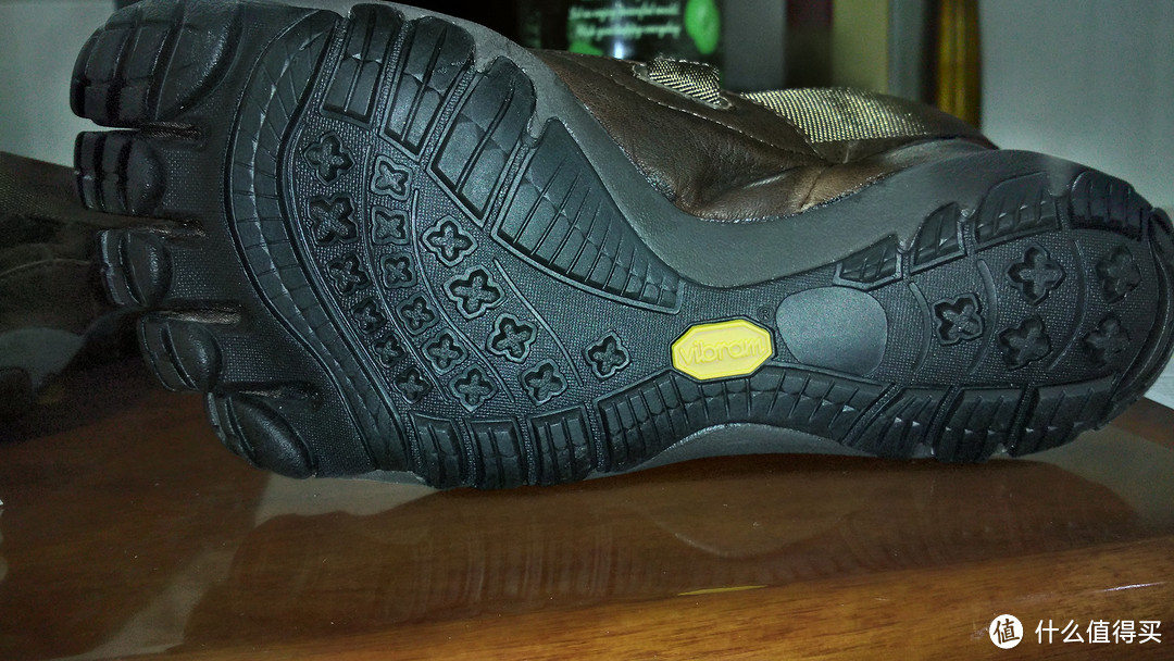 为了忘却的纪念：Vibram fivefingers 五指鞋