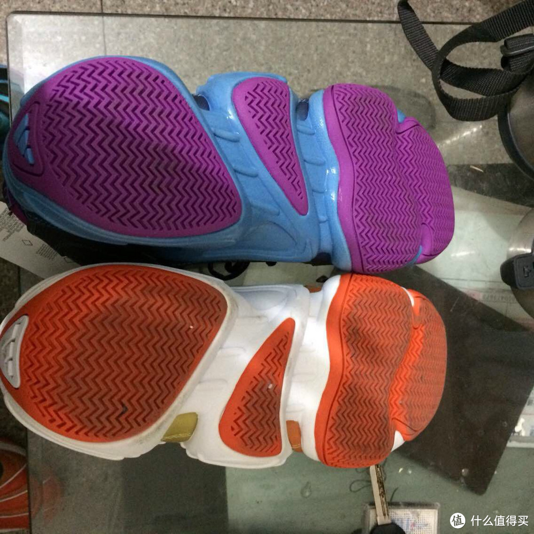 剑走偏锋不对称 鸳鸯配色 Adidas 阿迪达斯 real deal 男篮球鞋