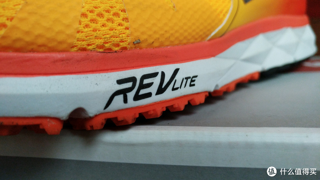 #原创新人#做单位的博尔特——New Balance RC1500v2竞速专业跑鞋 简单使用感受