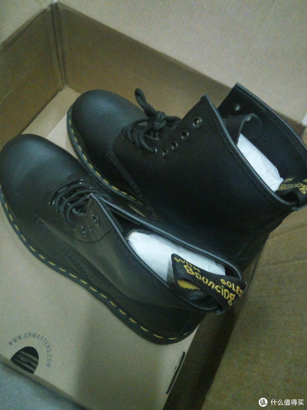 Dr. Martens 马丁 1460 Re-Invented 8孔复刻软皮nappa