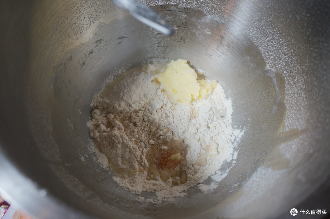 以“嫩牛五方”法制作黑椒牛肉馅饼,分享下自制美味馅饼的一些心得