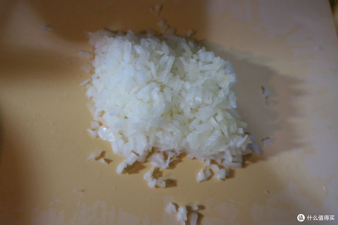 以“嫩牛五方”法制作黑椒牛肉馅饼,分享下自制美味馅饼的一些心得