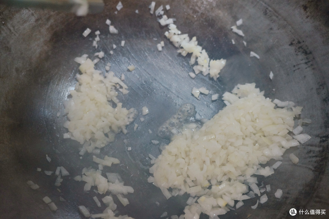 以“嫩牛五方”法制作黑椒牛肉馅饼,分享下自制美味馅饼的一些心得