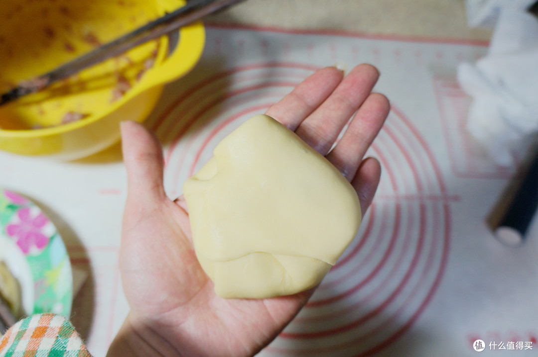 以“嫩牛五方”法制作黑椒牛肉馅饼,分享下自制美味馅饼的一些心得