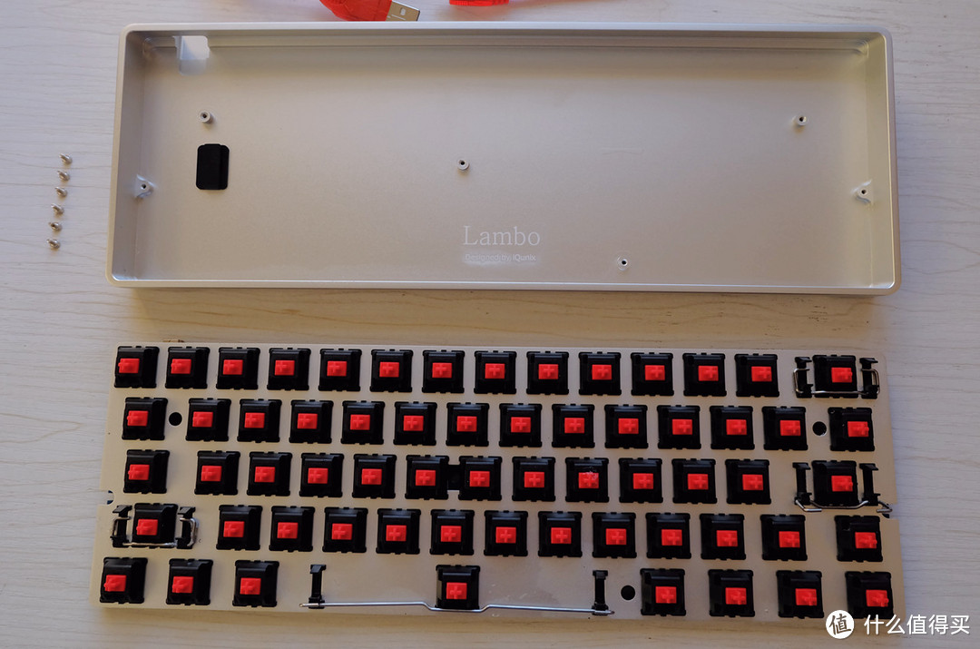 #本站首晒# 有颜、有料、有B格の随身输入利器 — iQunix Lambo 62机械键盘评测
