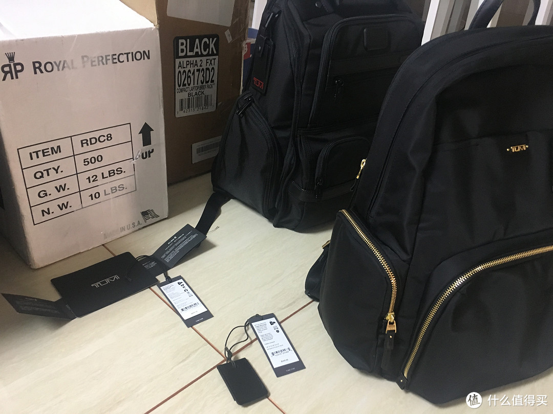 购买经历和使用体验：拔草Tumi Calais VOYAGEUR 484707D 双肩包