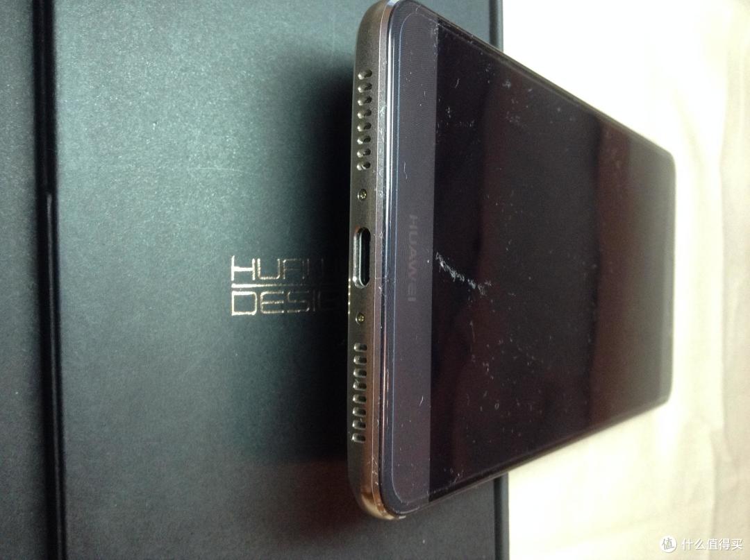 底部扬声器和话筒