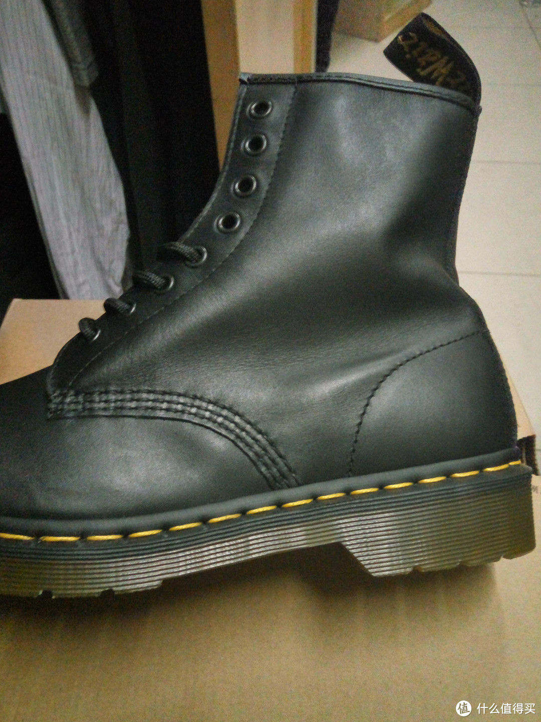 Dr. Martens 马丁 1460 Re-Invented 8孔复刻软皮nappa