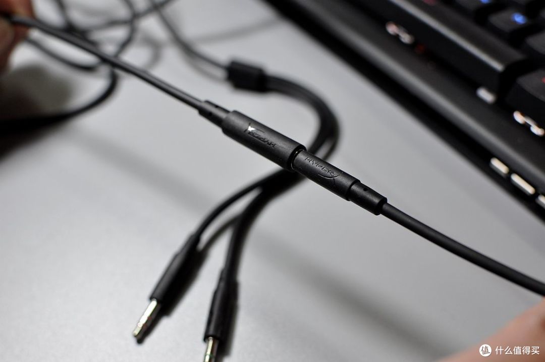 身轻体健,骨骼清奇:Kingston 金士顿 HyperX Cloud Stinger 毒刺 电竞耳机