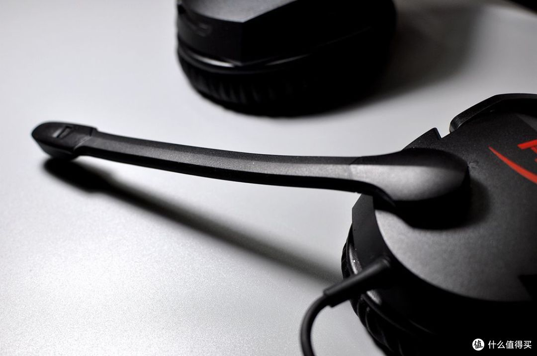 身轻体健,骨骼清奇:Kingston 金士顿 HyperX Cloud Stinger 毒刺 电竞耳机