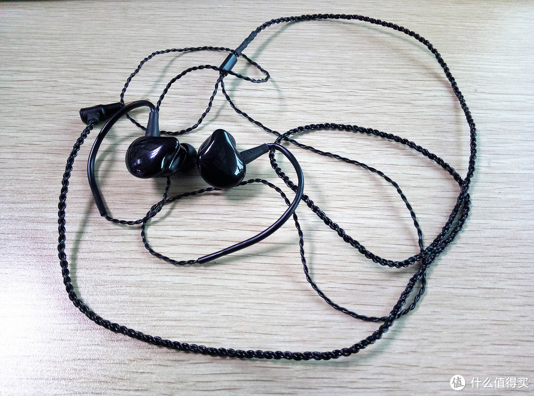 iBasso IT03 入耳式耳机开箱及听音感受小评
