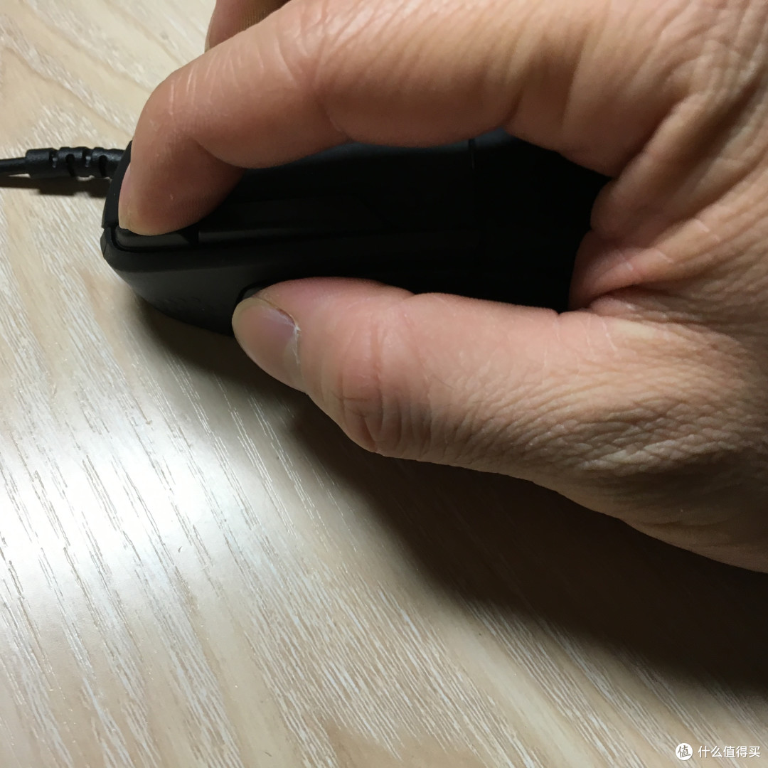 中规中矩的次旗舰---赛睿rival500游戏鼠标评测