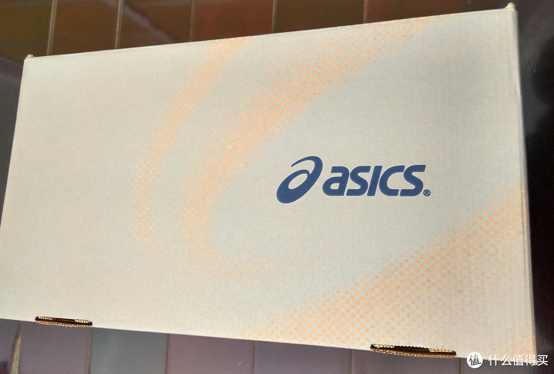 Asics 亚瑟士 两款入门级跑鞋 开箱对比