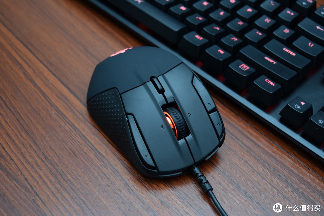 钢厂的这步棋下的‘有点肥’  SteelSeries  赛睿 Rival 500 游戏鼠标众测测评