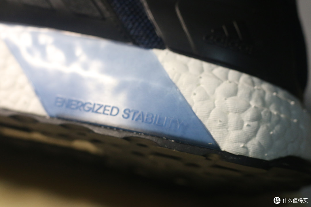 Ultra Boost ST 蓝黑色 跑鞋 开箱
