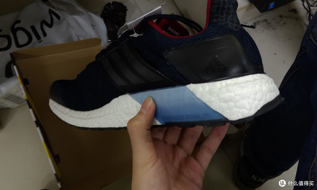 Ultra Boost ST 蓝黑色 跑鞋 开箱