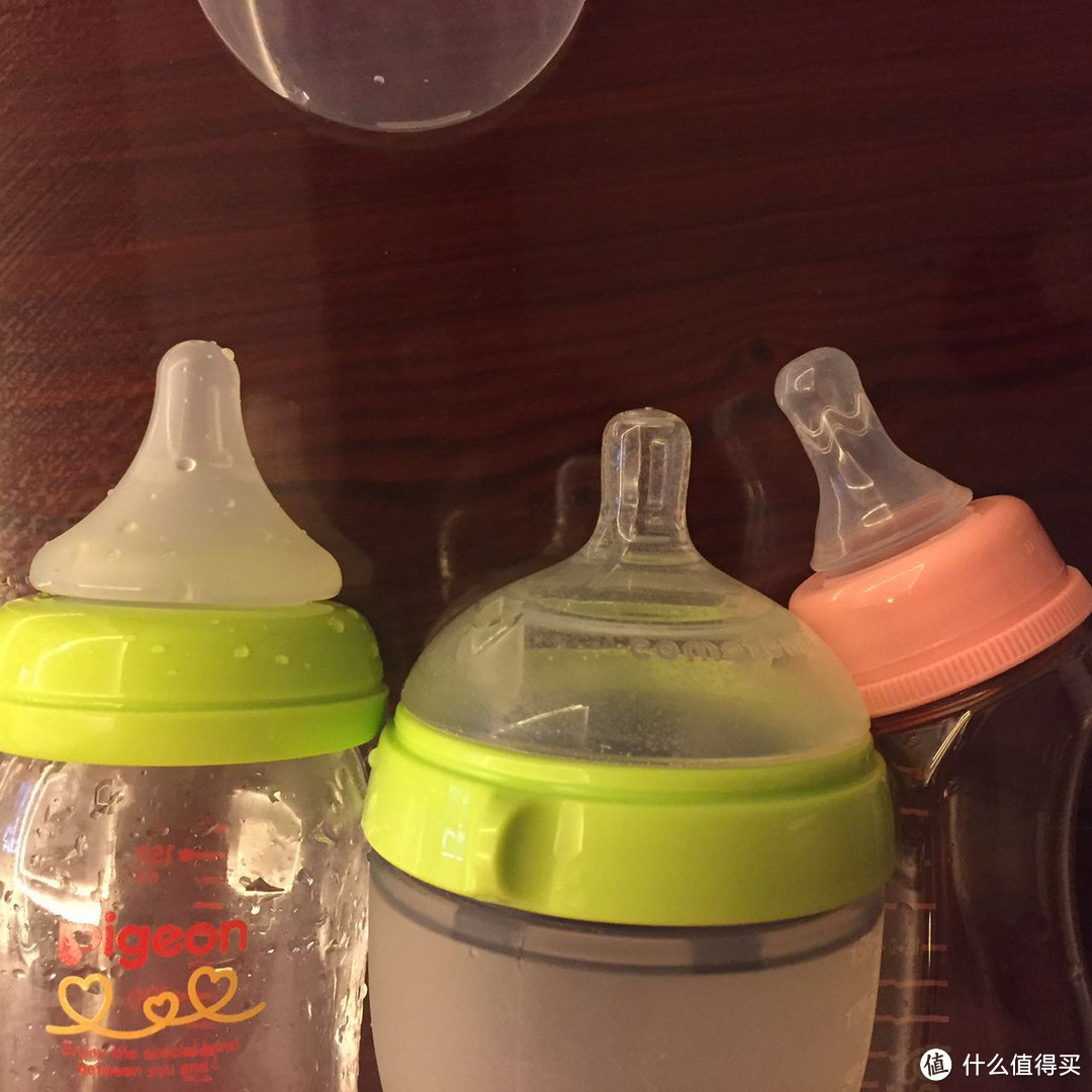 初生婴儿喂养篇（含吸奶器、奶瓶和防溢乳垫等用品的用后体验）