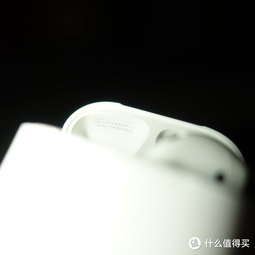 AirPods使用感受 | AirPods配对方法_AirPods佩