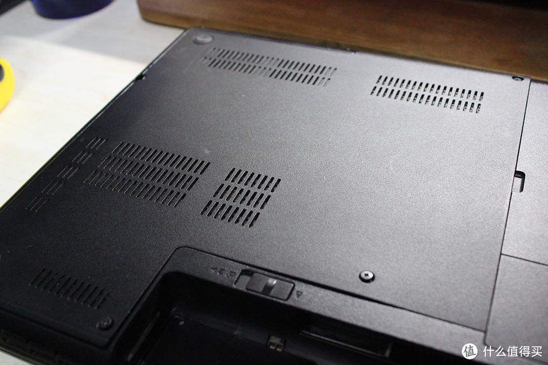 固态攻坚战——Lenovo 联想 ThinkPad E430C 拆机清灰换固态硬盘 小记