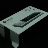 索尼 NW-ZX100 播放器外观展示(按键|耳机口|机身)