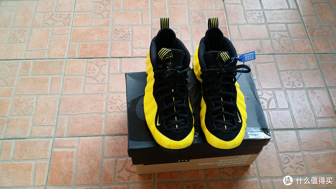 销量惨淡 — Nike 耐克 Air Foamposite One “Wu-Tang” 篮球鞋 开箱
