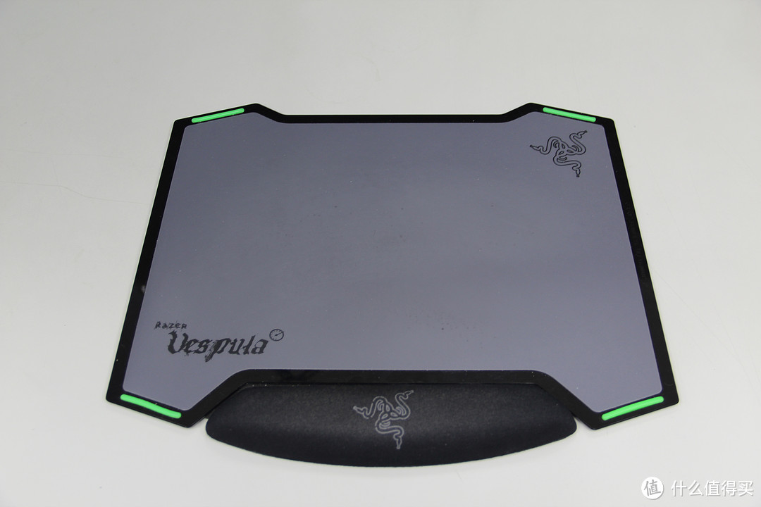 神说,要有光 —— AJAZZ黑爵 Pad RGB 游戏发光 鼠标垫测评