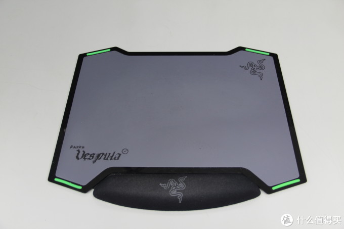 神说,要有光 —— AJAZZ黑爵 Pad RGB 游戏发光 鼠标垫测评