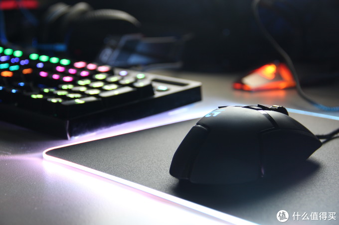 神说,要有光 —— AJAZZ黑爵 Pad RGB 游戏发光 鼠标垫测评